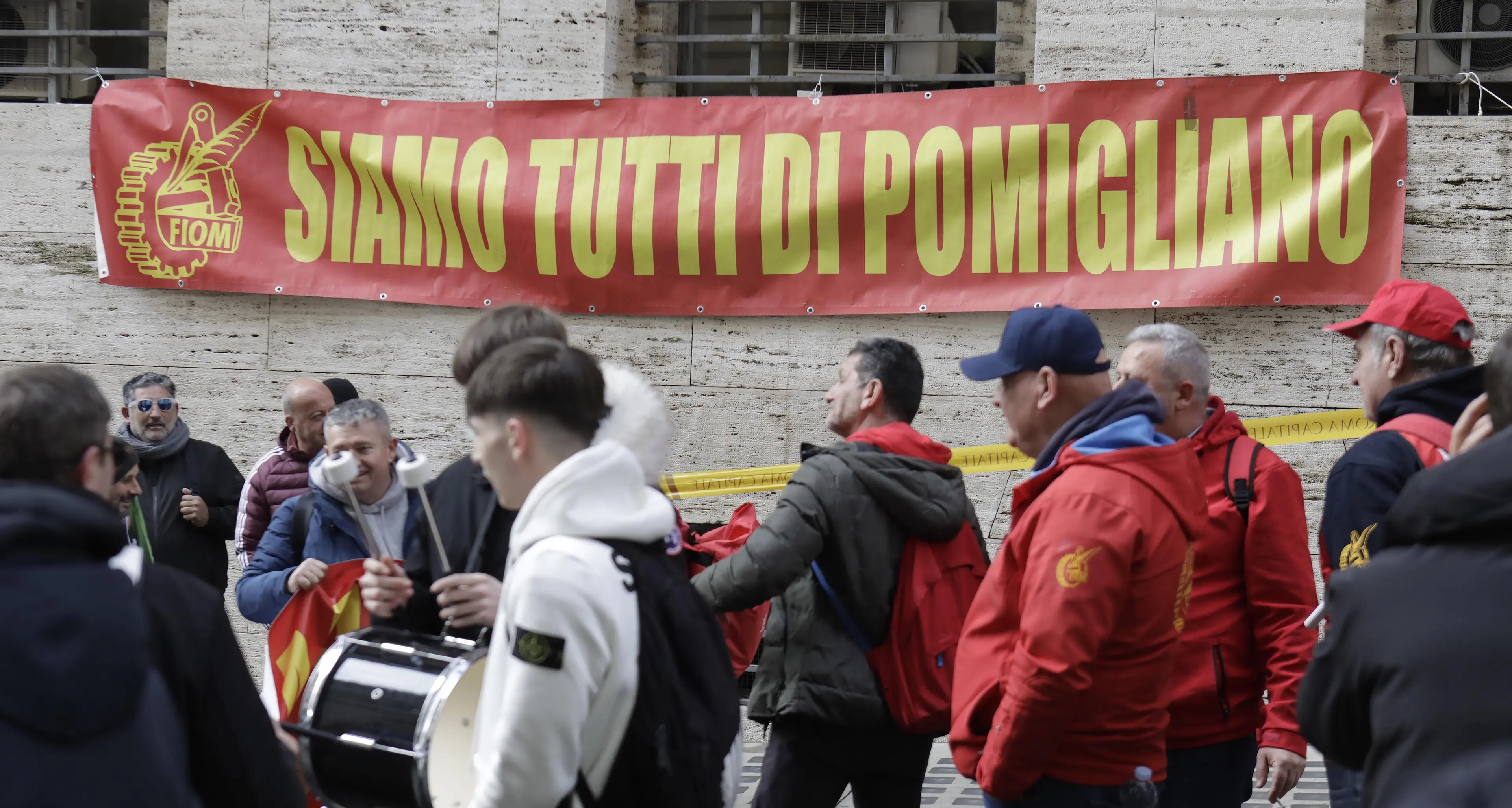 Stellantis, Fiom Napoli: “Elettrico a Pomigliano? Buona notizia. Ora tempi certi e garanzie per indotto”