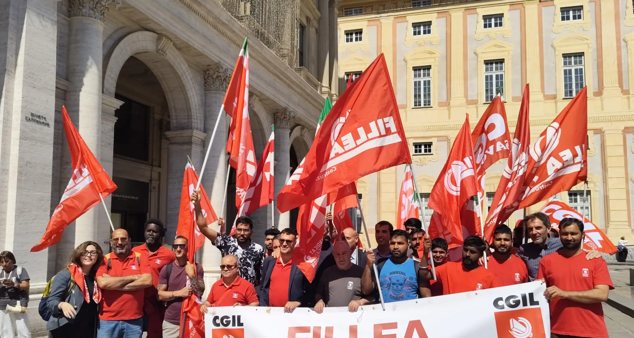 Cassoni di Vado: in 127 edili indiani rischiano di perdere il lavoro