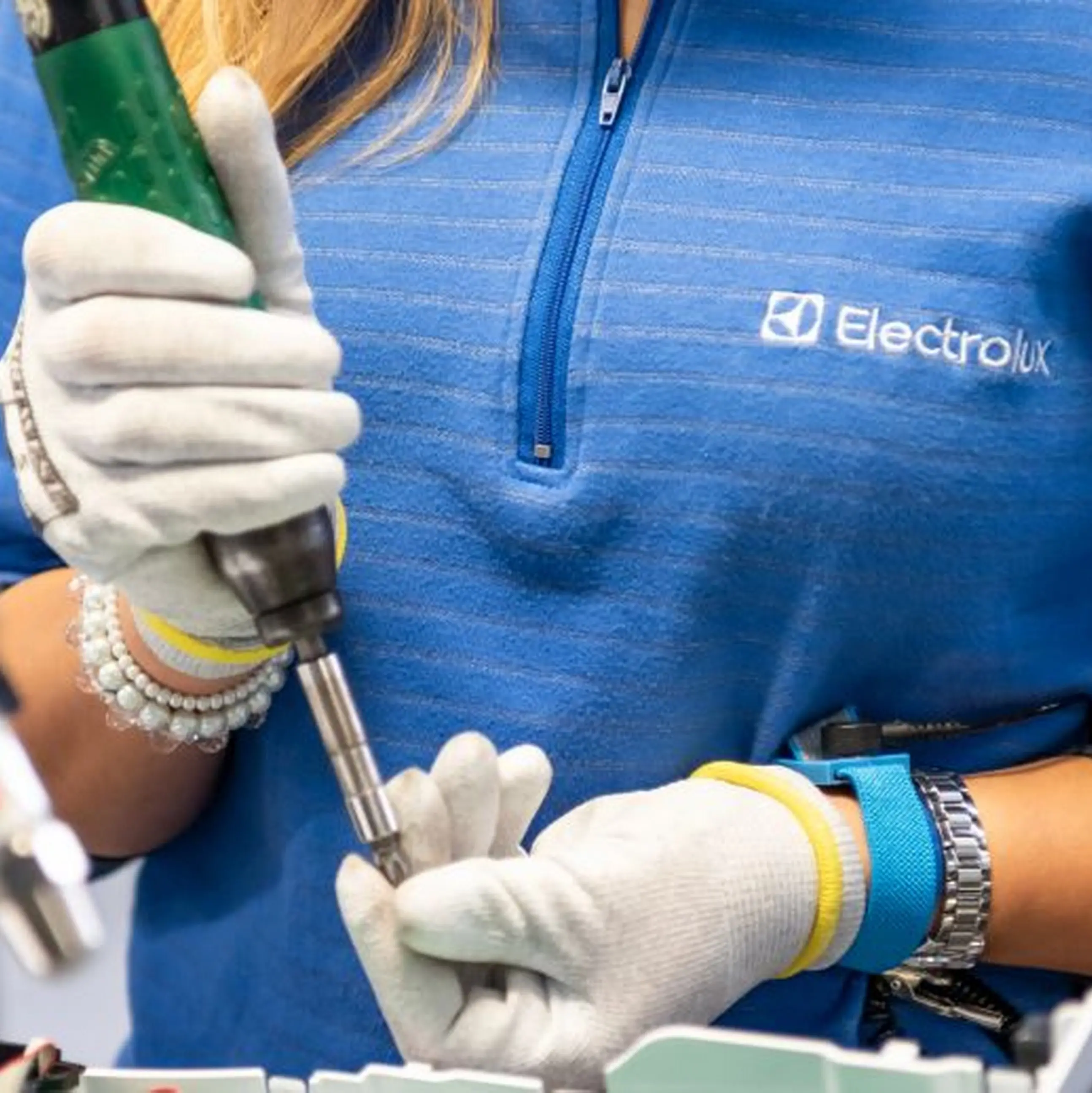 Electrolux, oggi il tavolo. Fiom: “No a esuberi e chiusure”