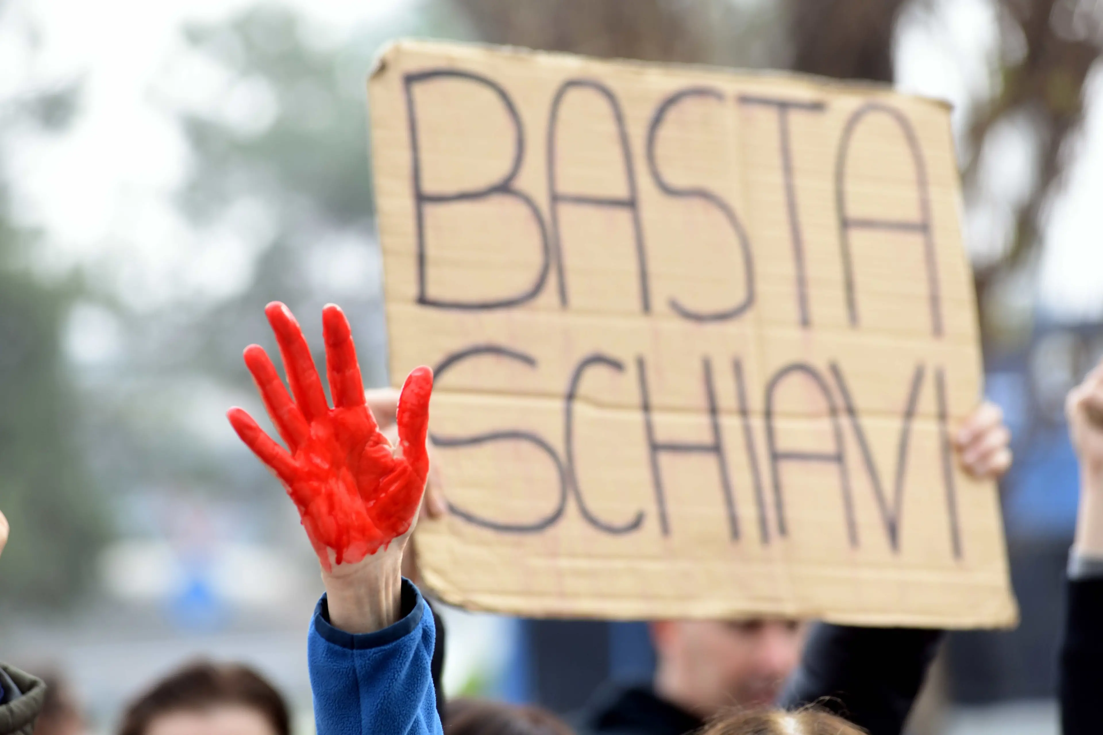 Prato, operaio subisce intimidazioni: “Se parli sono guai”