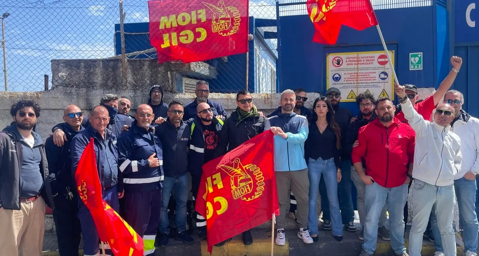 Cantieri navali dello Stretto, è muro contro muro