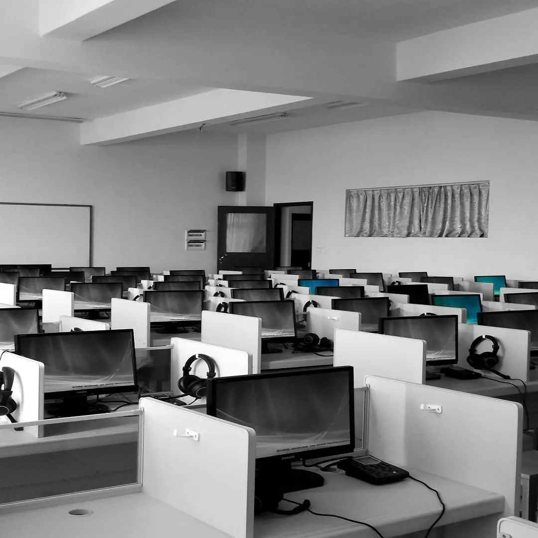 Call center al collasso: l’Ai sostituisce i lavoratori