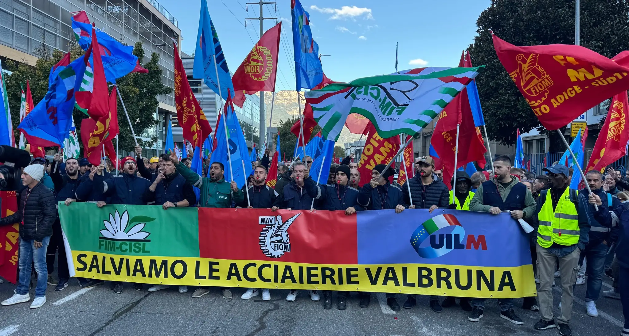 Acciaierie Valbruna, sindacati: governo ci convochi subito