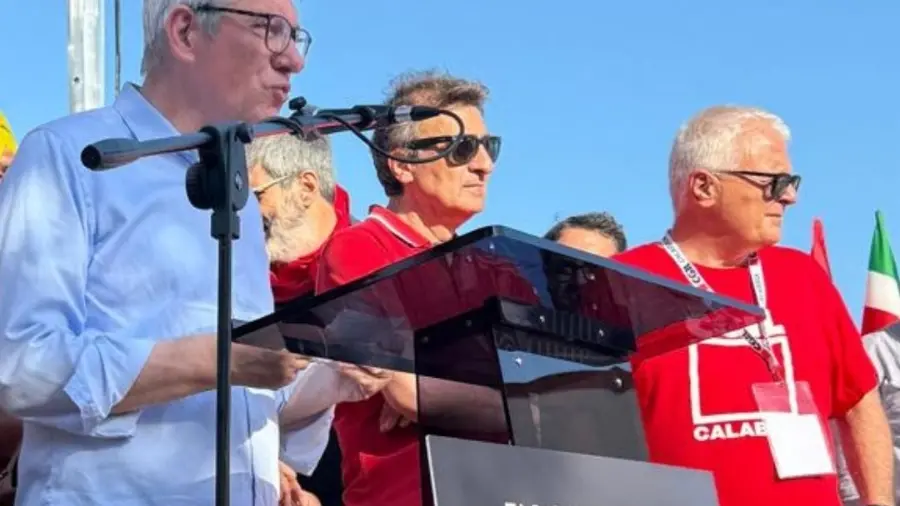 Landini: “Serve una rivolta delle coscienze”