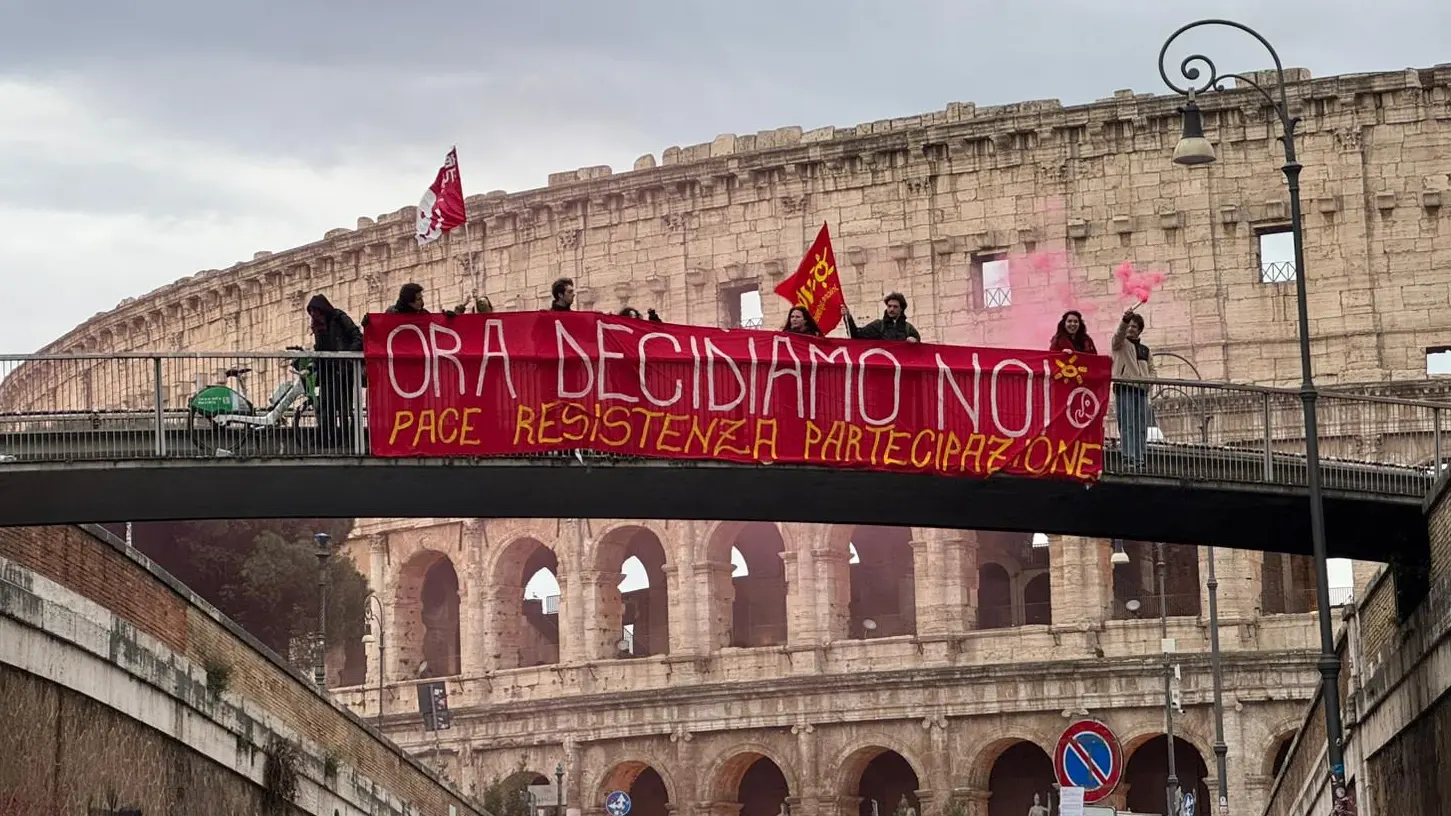 Contro un mondo precario e di guerra: i giovani vogliono decidere