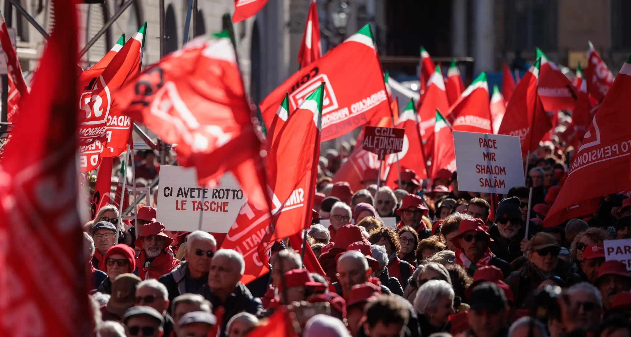 “Chissà se fuori…”: la Festa di LiberEtà contro la solitudine