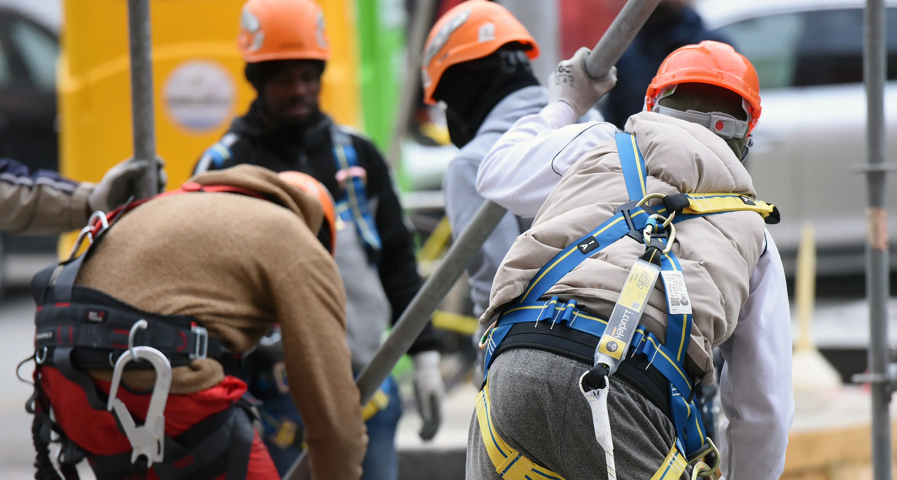 “Uniti sotto lo stesso casco”, forum delle costruzioni migranti