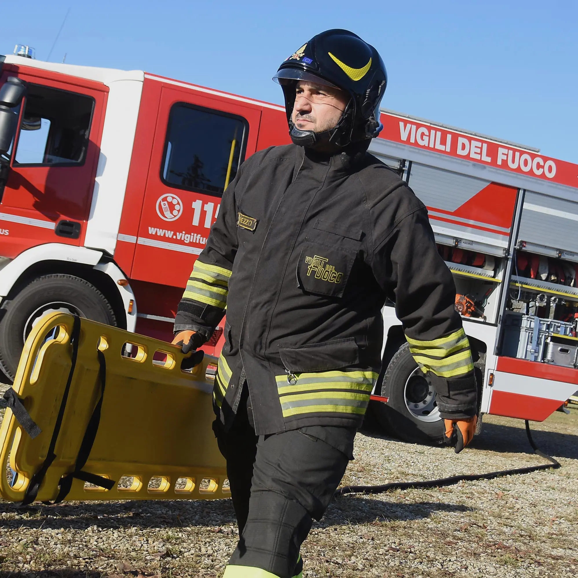 Vigili del fuoco, troppo pochi e poco remunerati