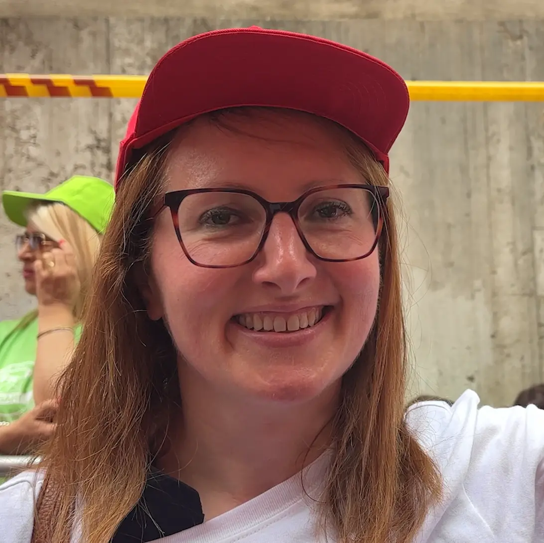 Natuzzi, la protesta dei lavoratori: “Non siamo stracci”