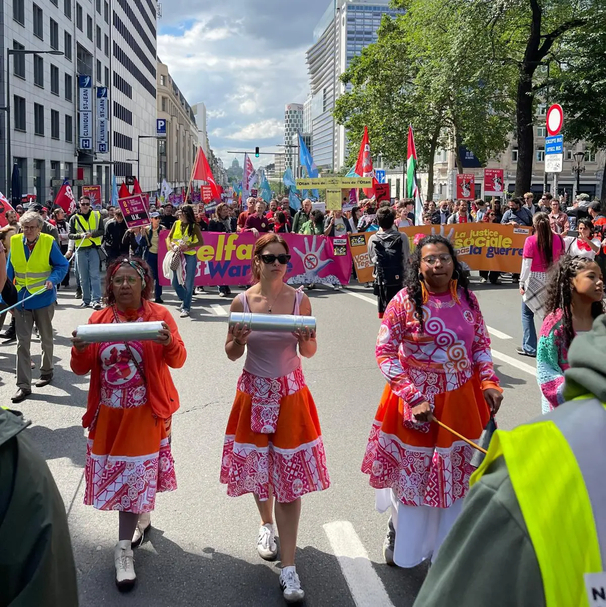 “No a guerre e riarmo”, a Bruxelles sfila la pace