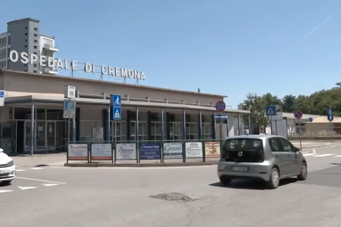 Cgil Cremona: “Bene la rimozione del manifesto anti-abortista”