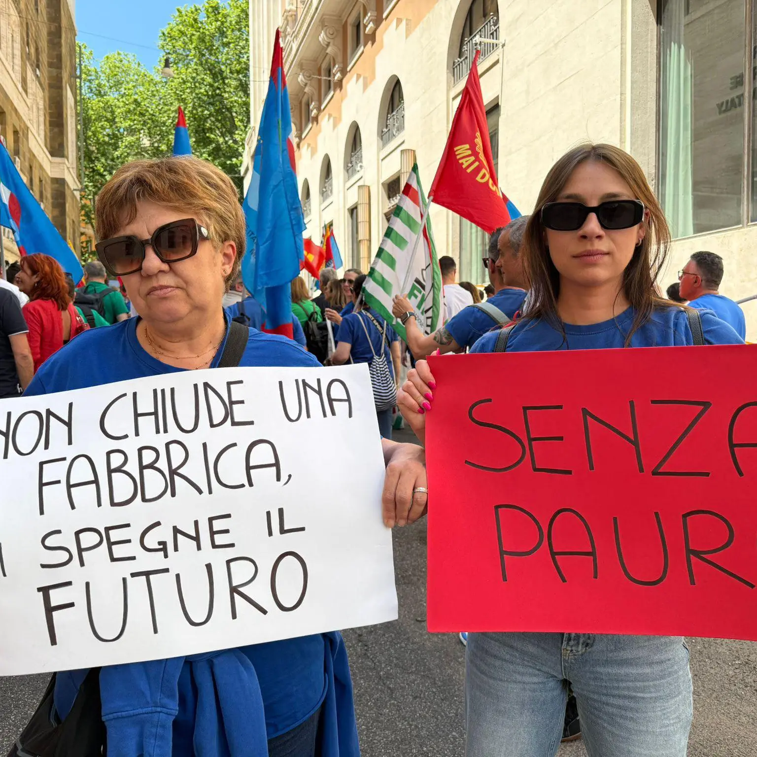 Electrolux, arriva la “tregua armata”: licenziamenti sospesi