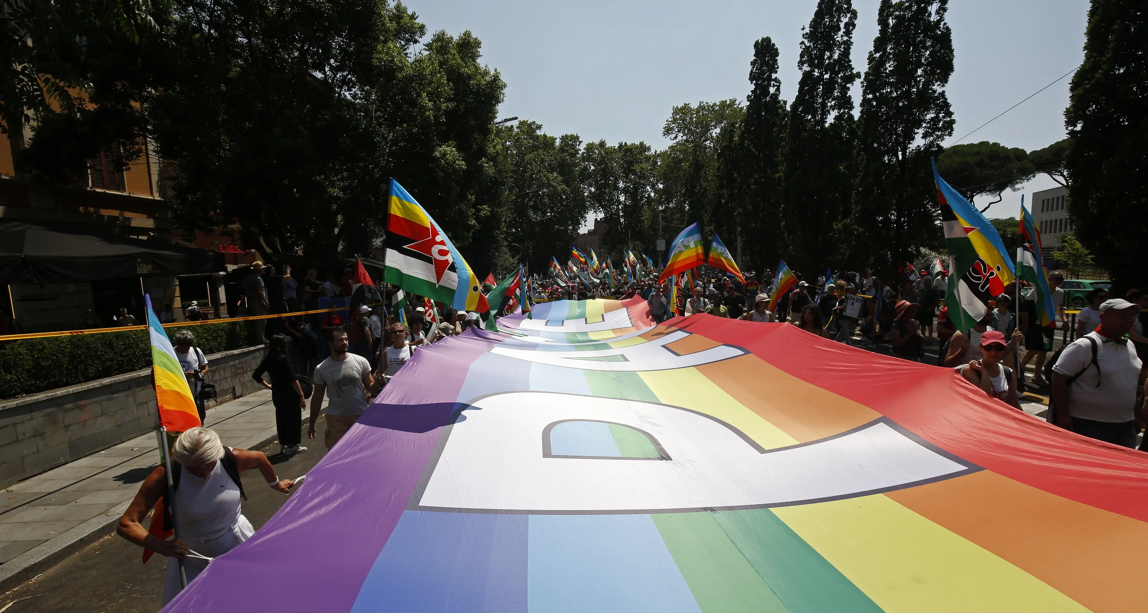 A Dublino nasce il sindacato per la pace
