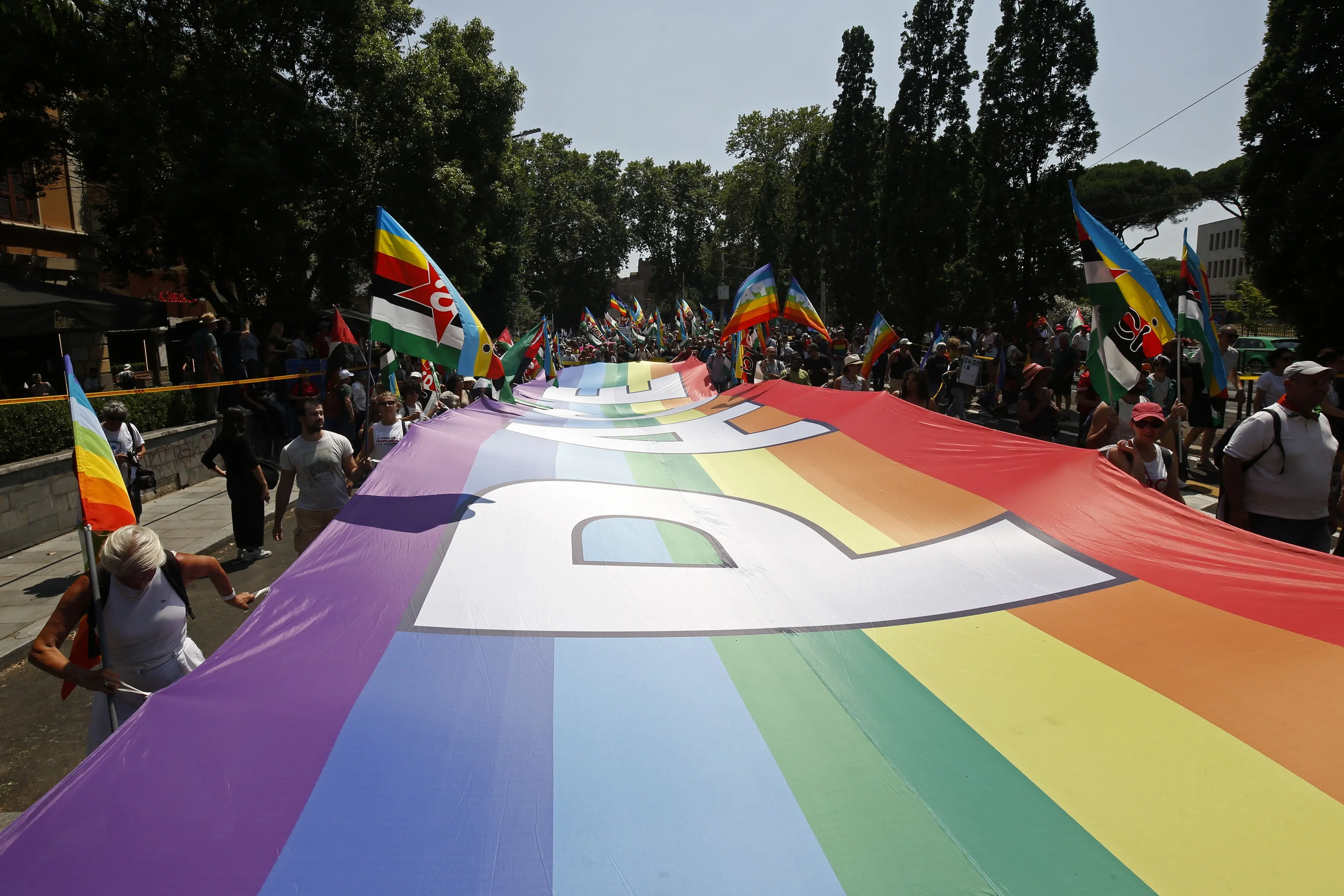 A Dublino nasce il sindacato per la pace