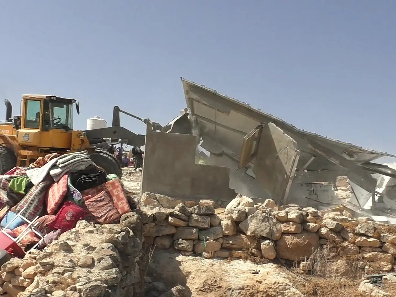 Morte e distruzione nei territori palestinesi