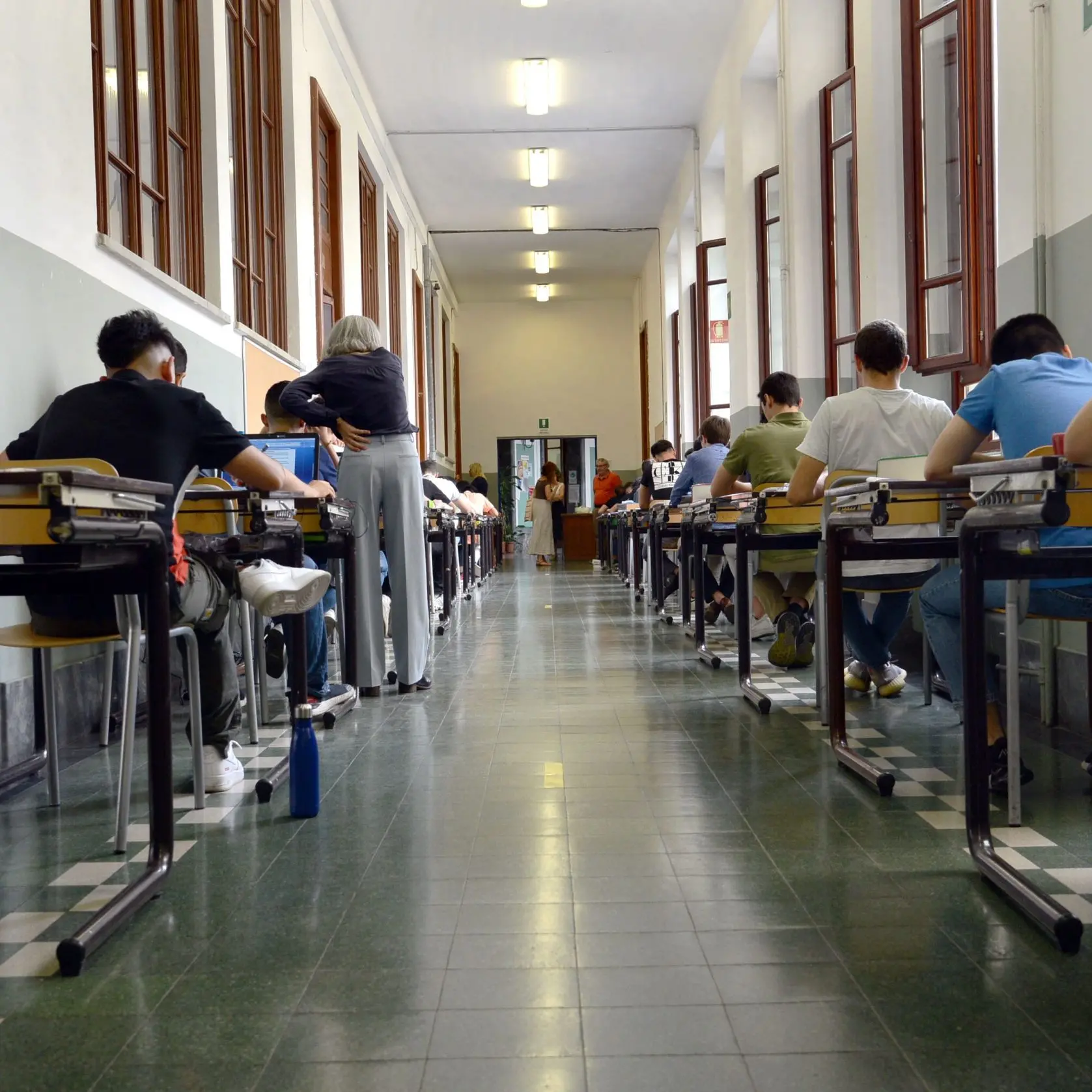 Svegliarsi presto, per tracciare confini