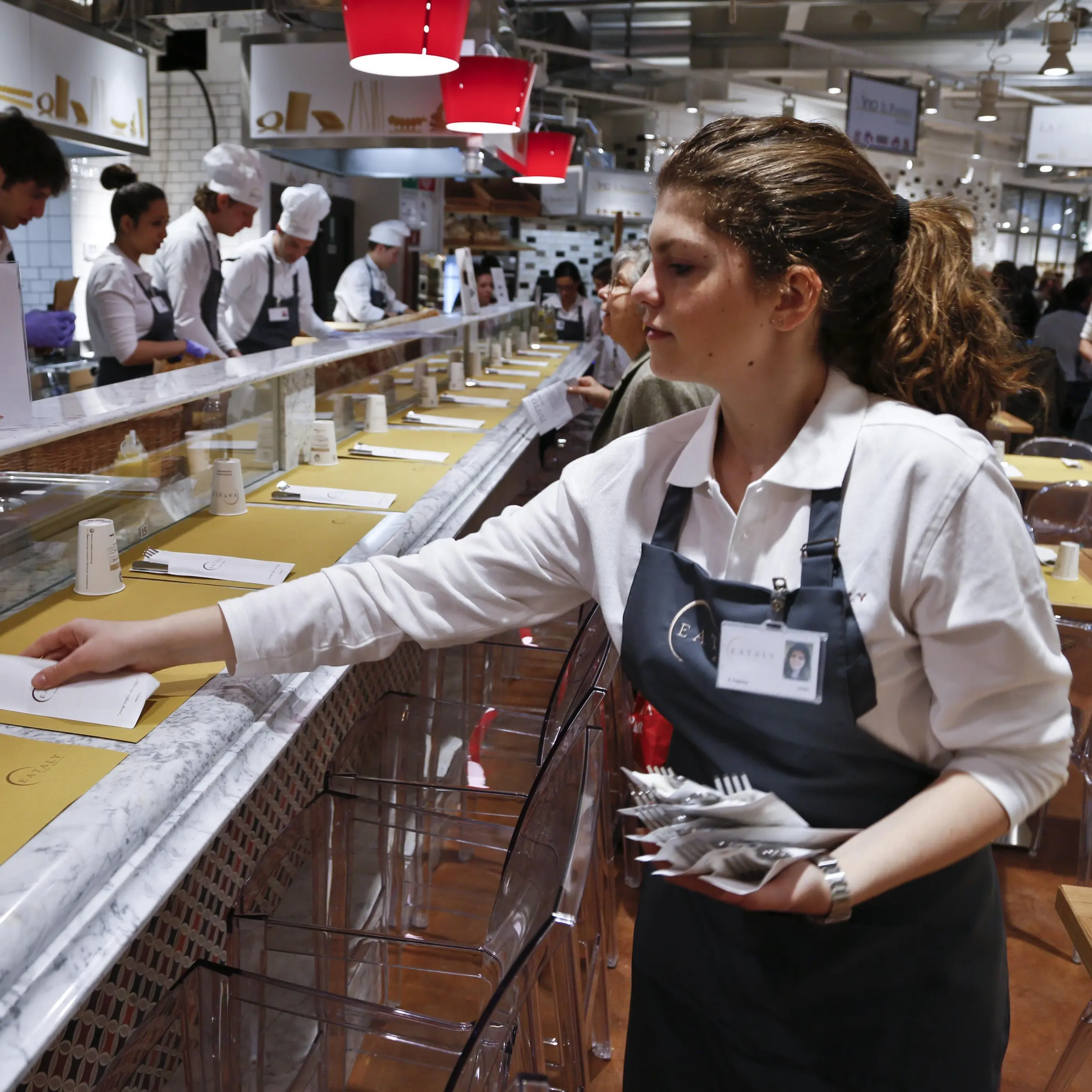 Il lavoro nel terziario? Povero e precario