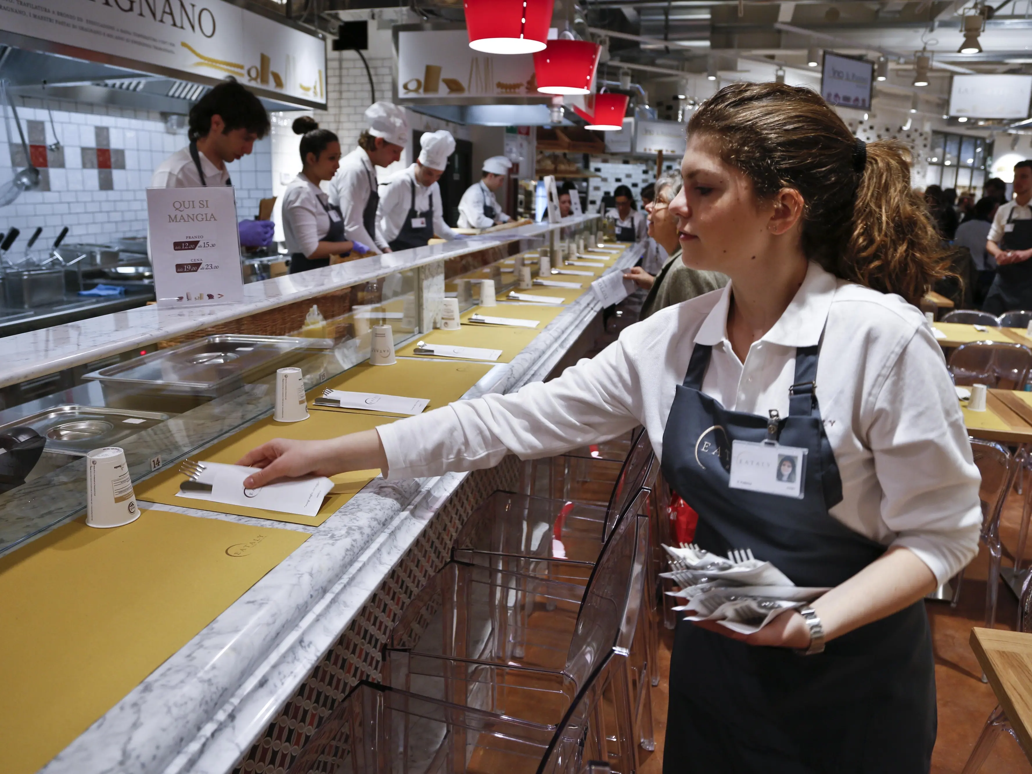 Il lavoro nel terziario? Povero e precario