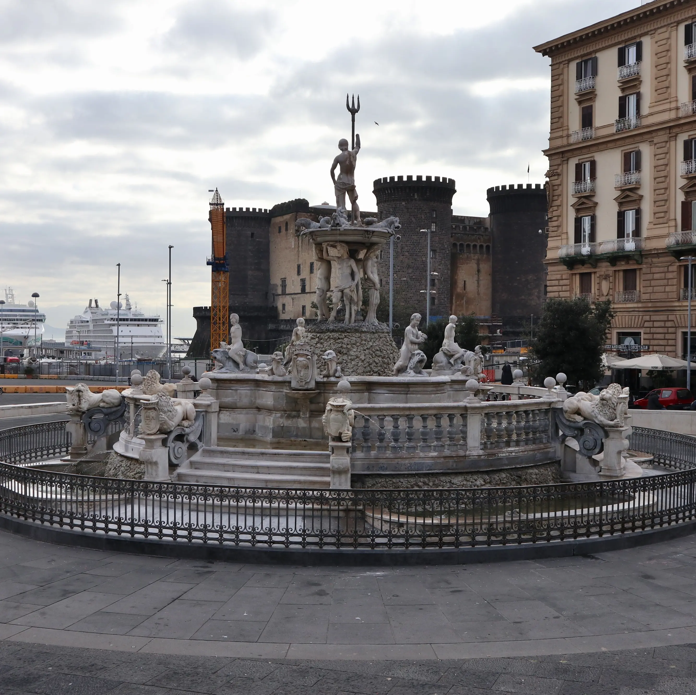 Abc Napoli, scontro sulla trasformazione della società idrica