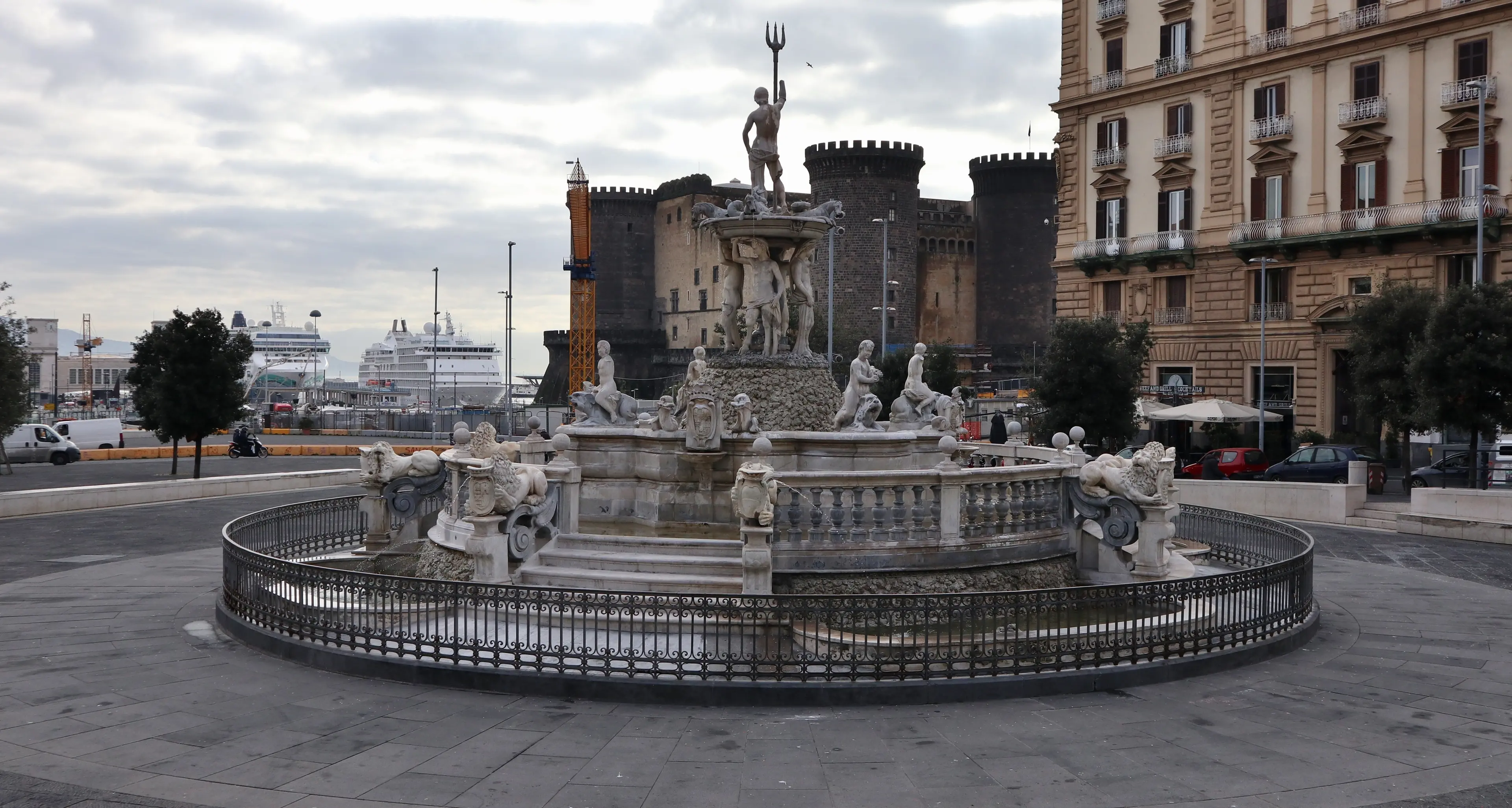 Abc Napoli, scontro sulla trasformazione della società idrica