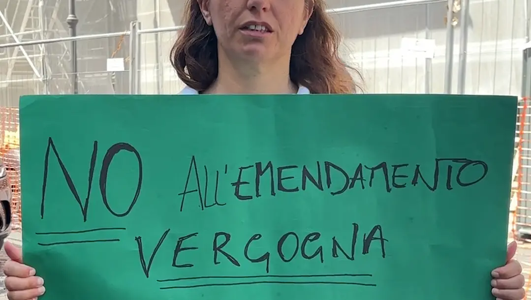 La protesta: no all’emendamento vergogna