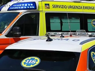 Operaio morto dopo un malore all’uscita dalla fabbrica