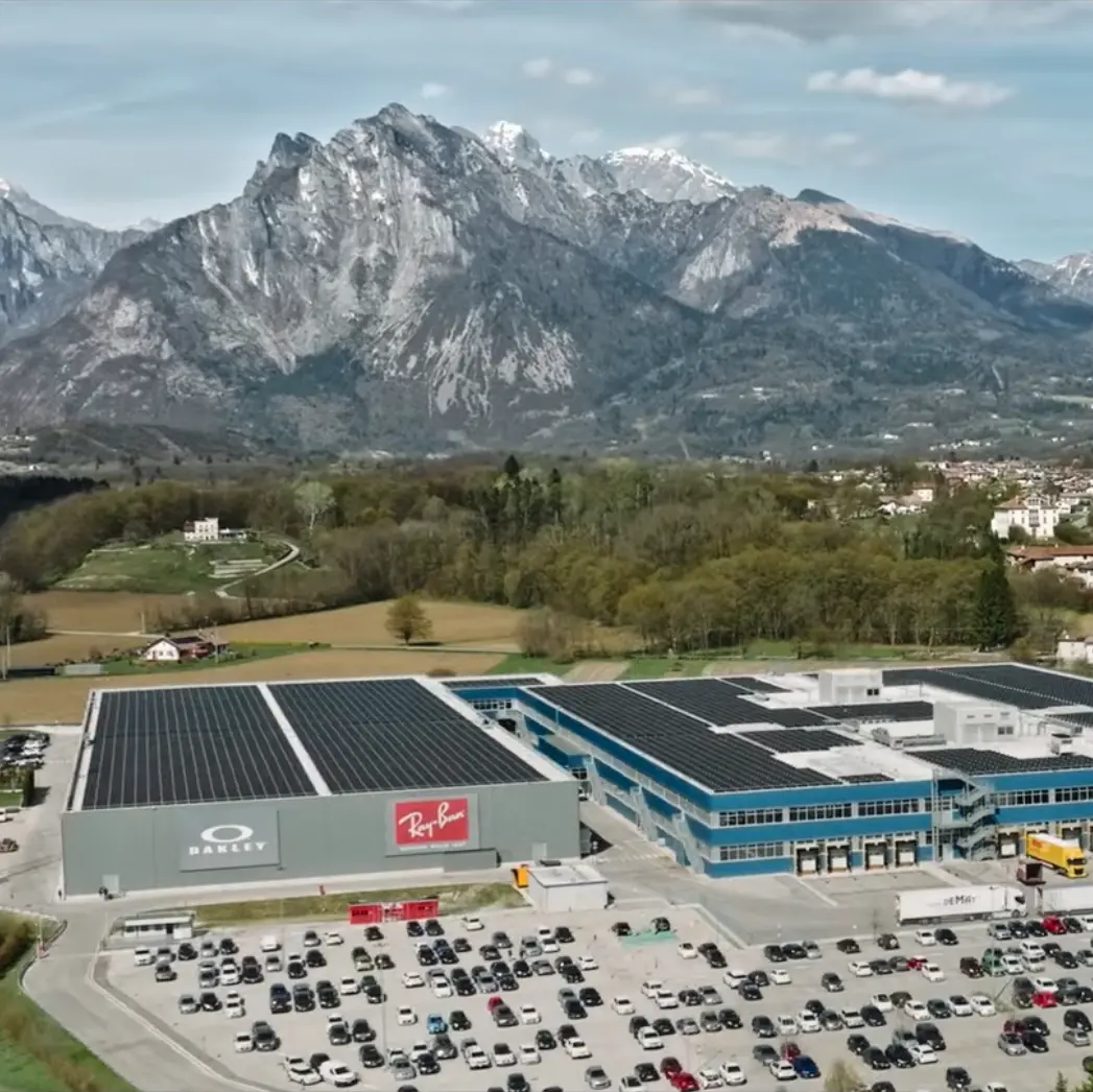 Luxottica Sedico: migliaia di lavoratori e una sola linea bus