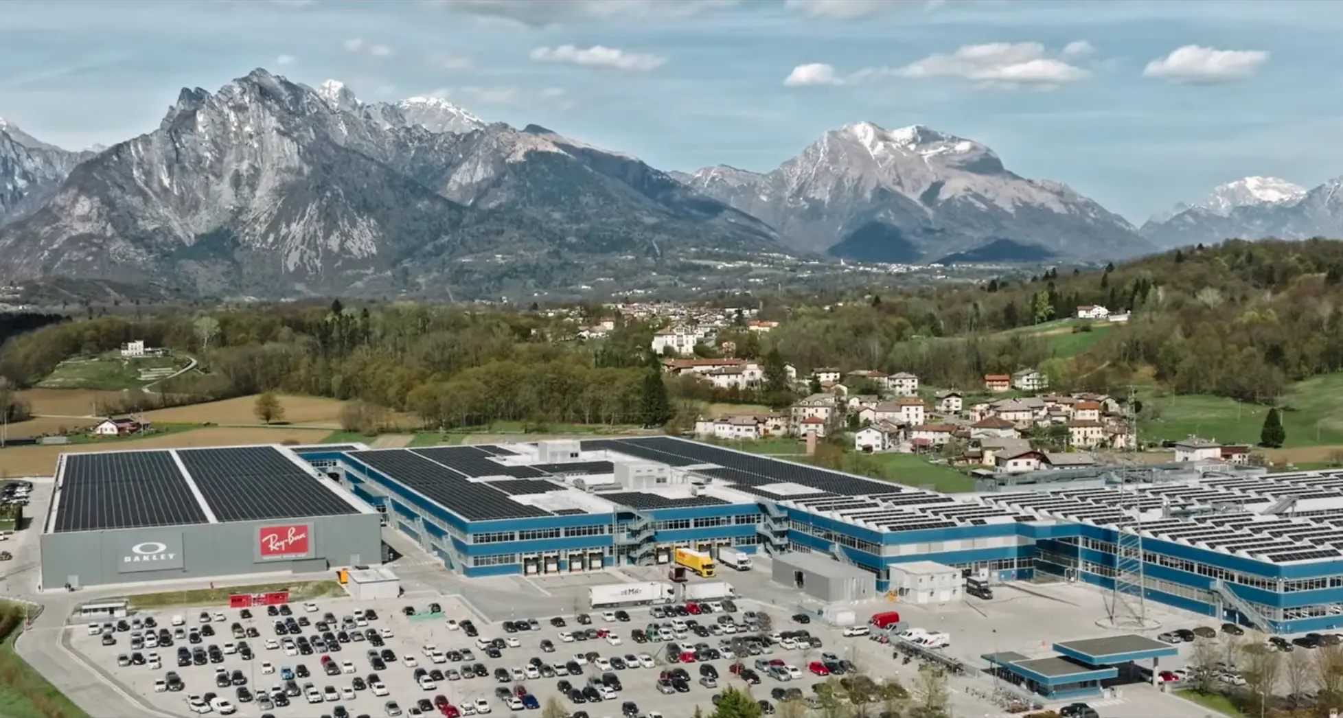 Luxottica Sedico: migliaia di lavoratori e una sola linea bus