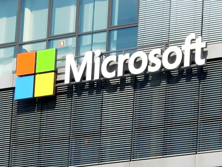 La scure di Microsoft: taglia 4.800 posti