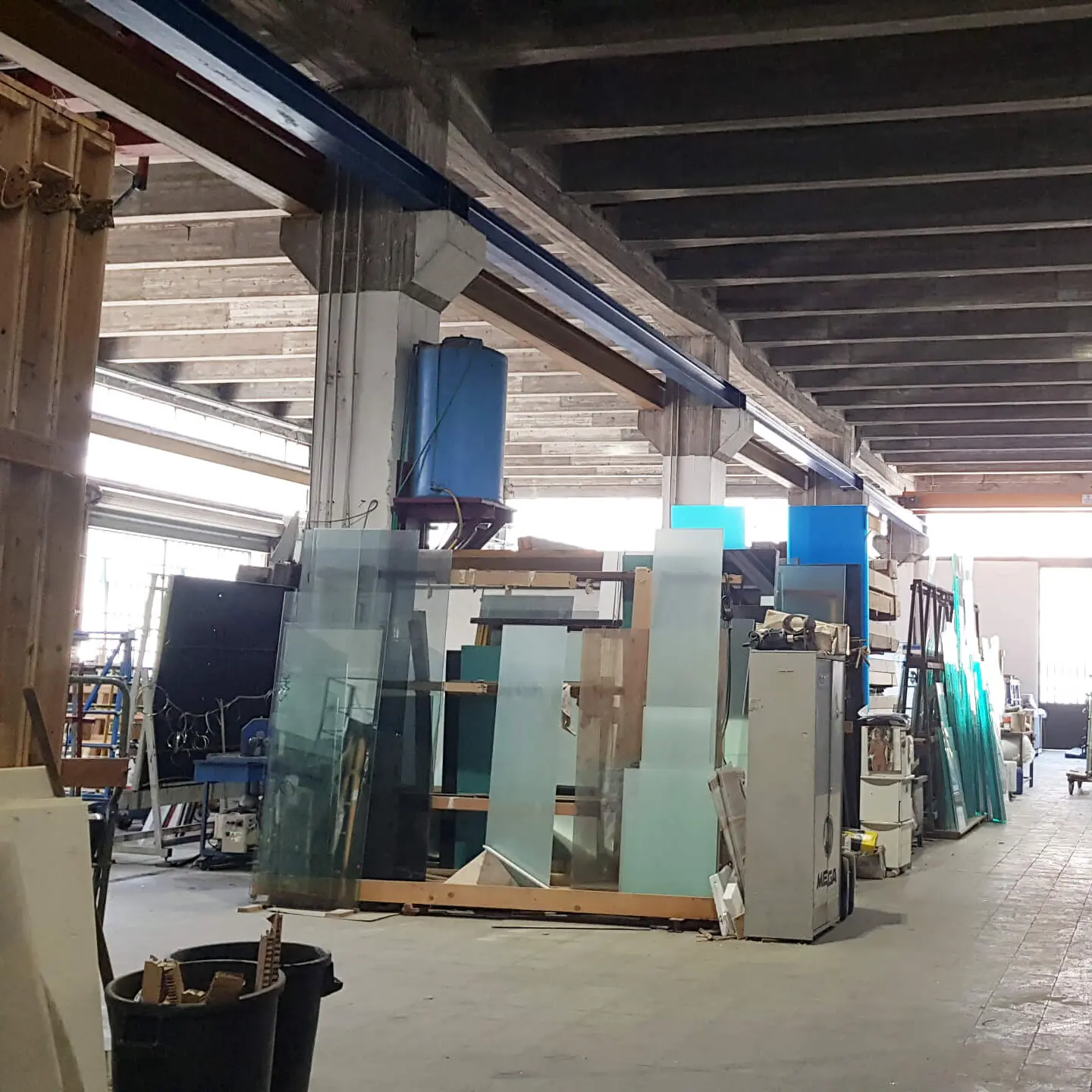 Vetromeccaniche Genova: scoprono che l’azienda sta chiudendo. È protesta