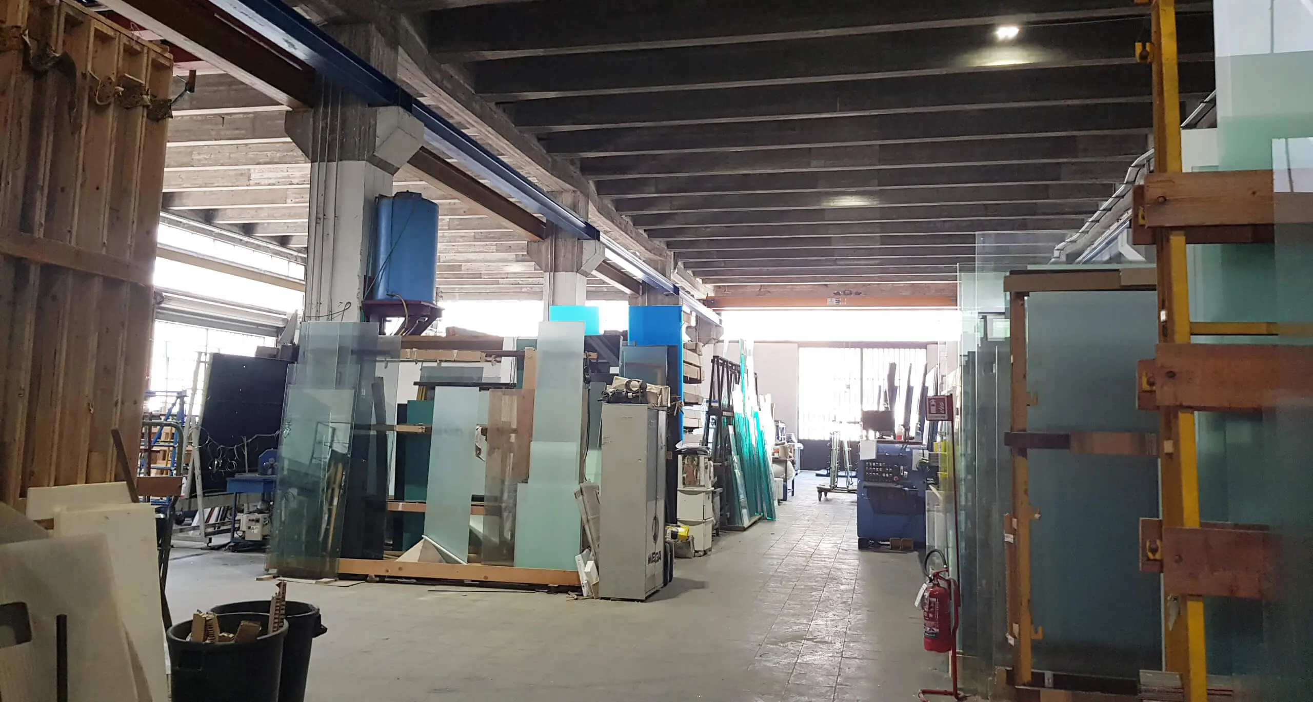 Vetromeccaniche Genova: scoprono che l’azienda sta chiudendo. È protesta