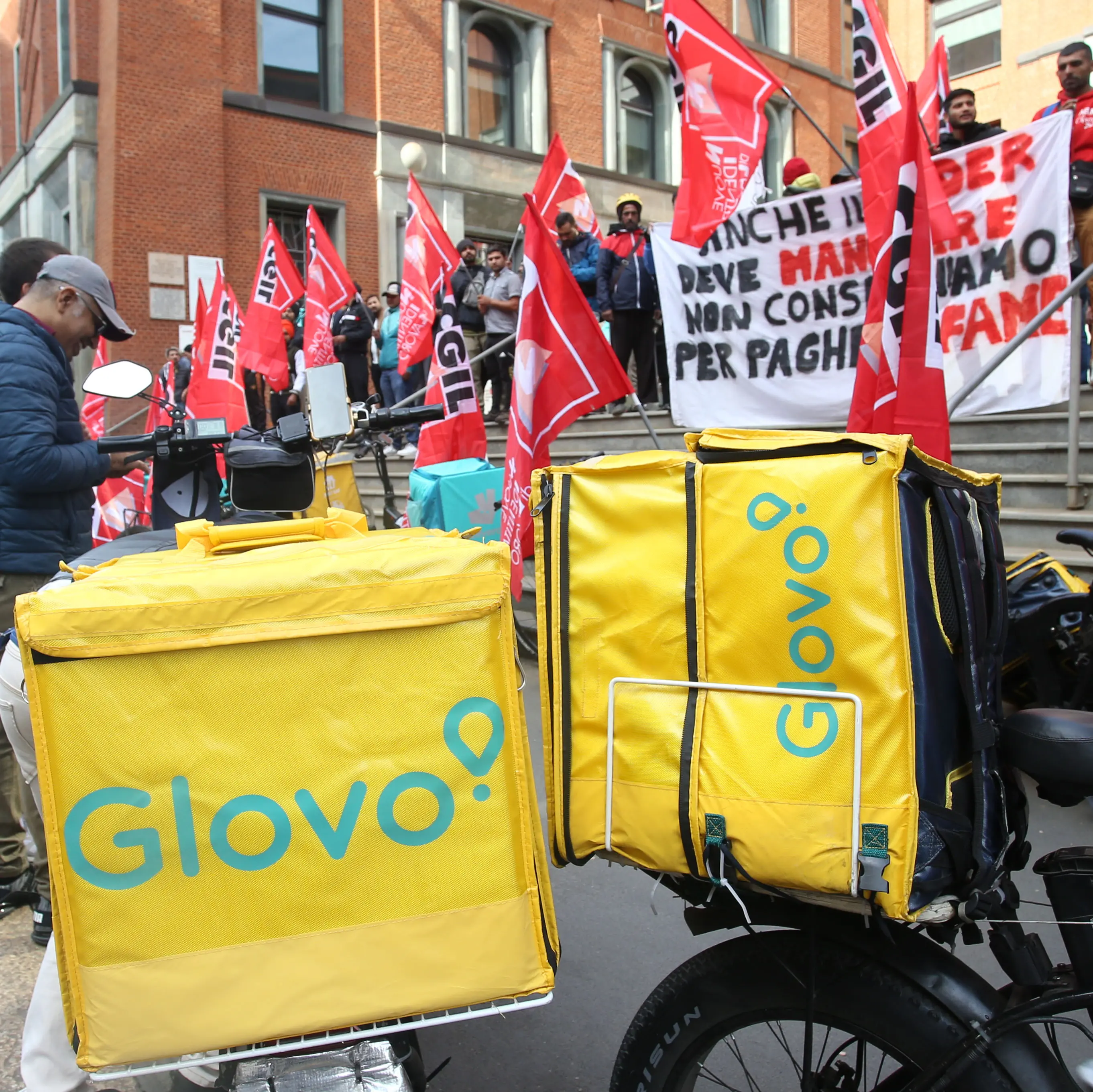 Rider, 37 centesimi di aumento per 4 mesi