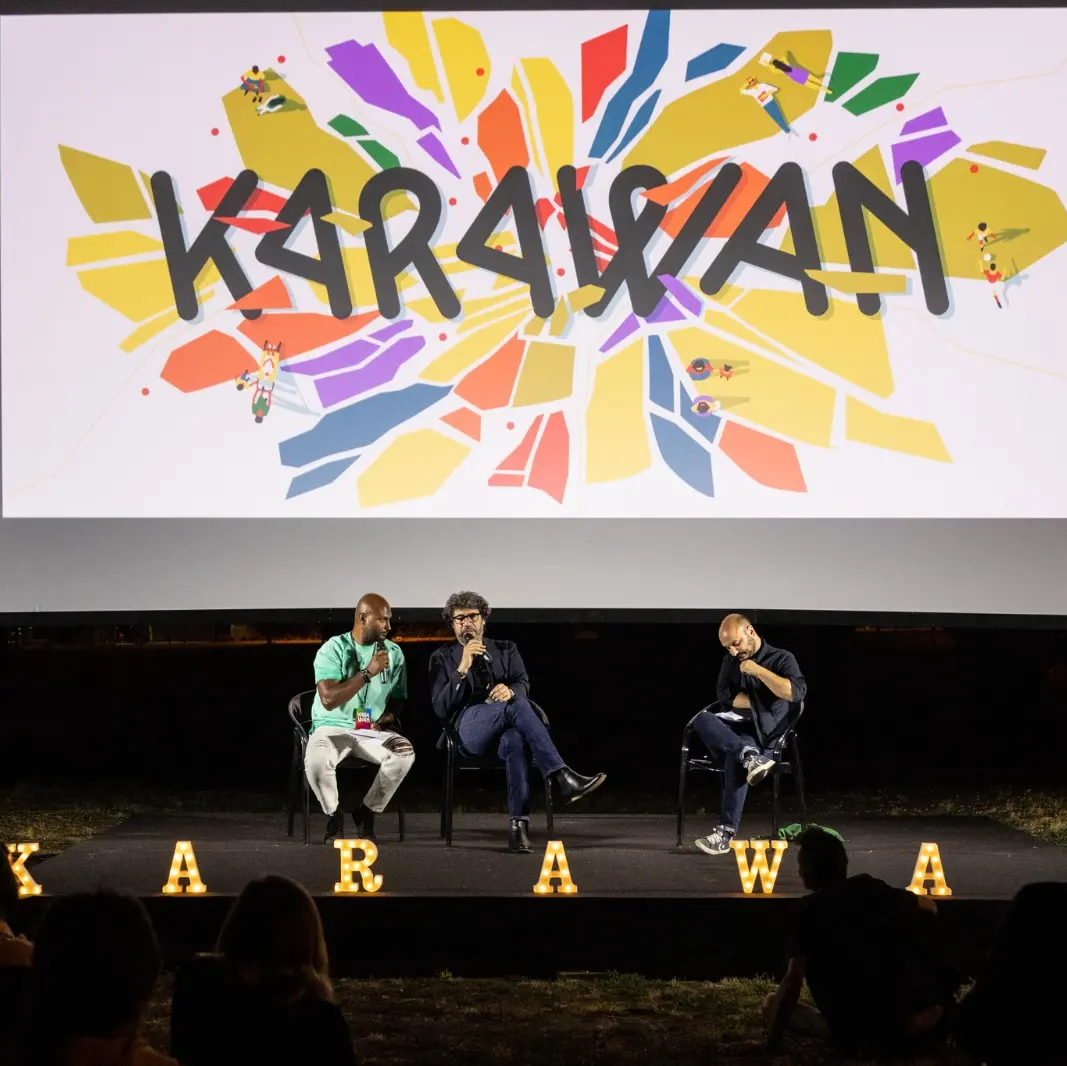 “Karawan Fest”, il mondo si incontra sotto le stelle