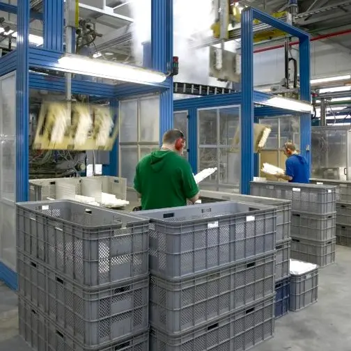 Crisi Dongo Casting, da maggio senza lavoro né stipendio