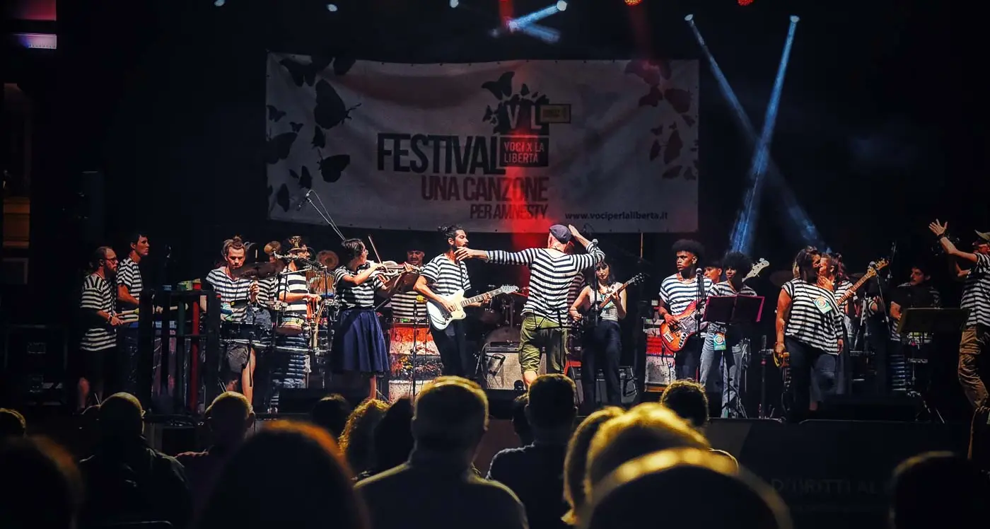 “Voci per la libertà”, quando la musica diventa cittadinanza attiva
