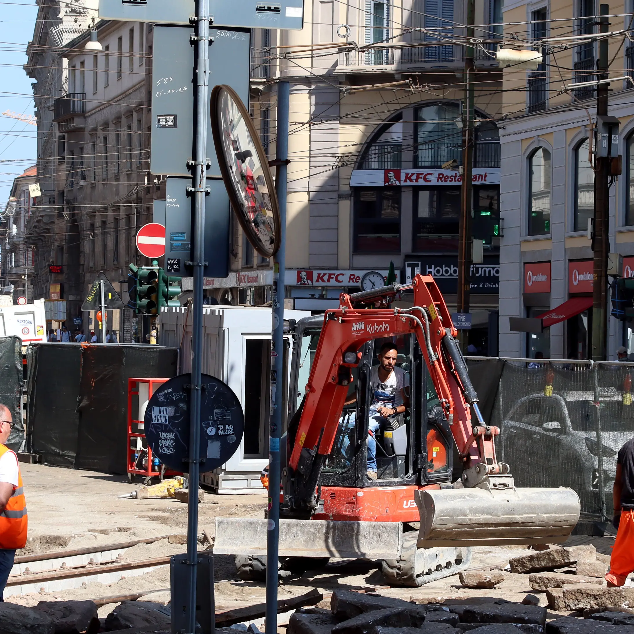 A Milano un lavoratore su 15 a rischio
