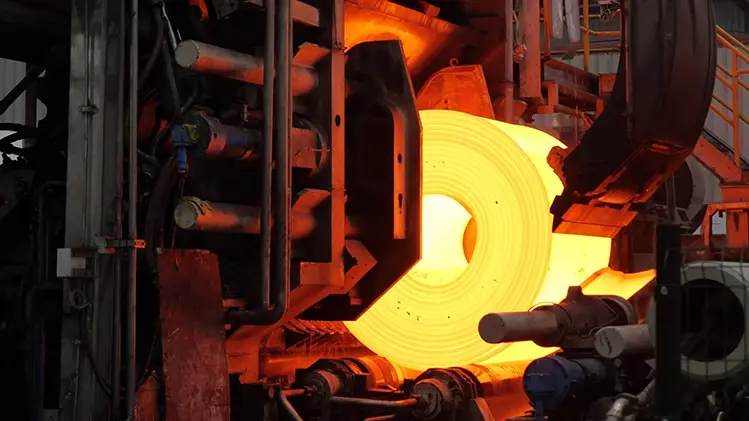 Far, sindacati: “Tutelare occupazione e futuro industriale”
