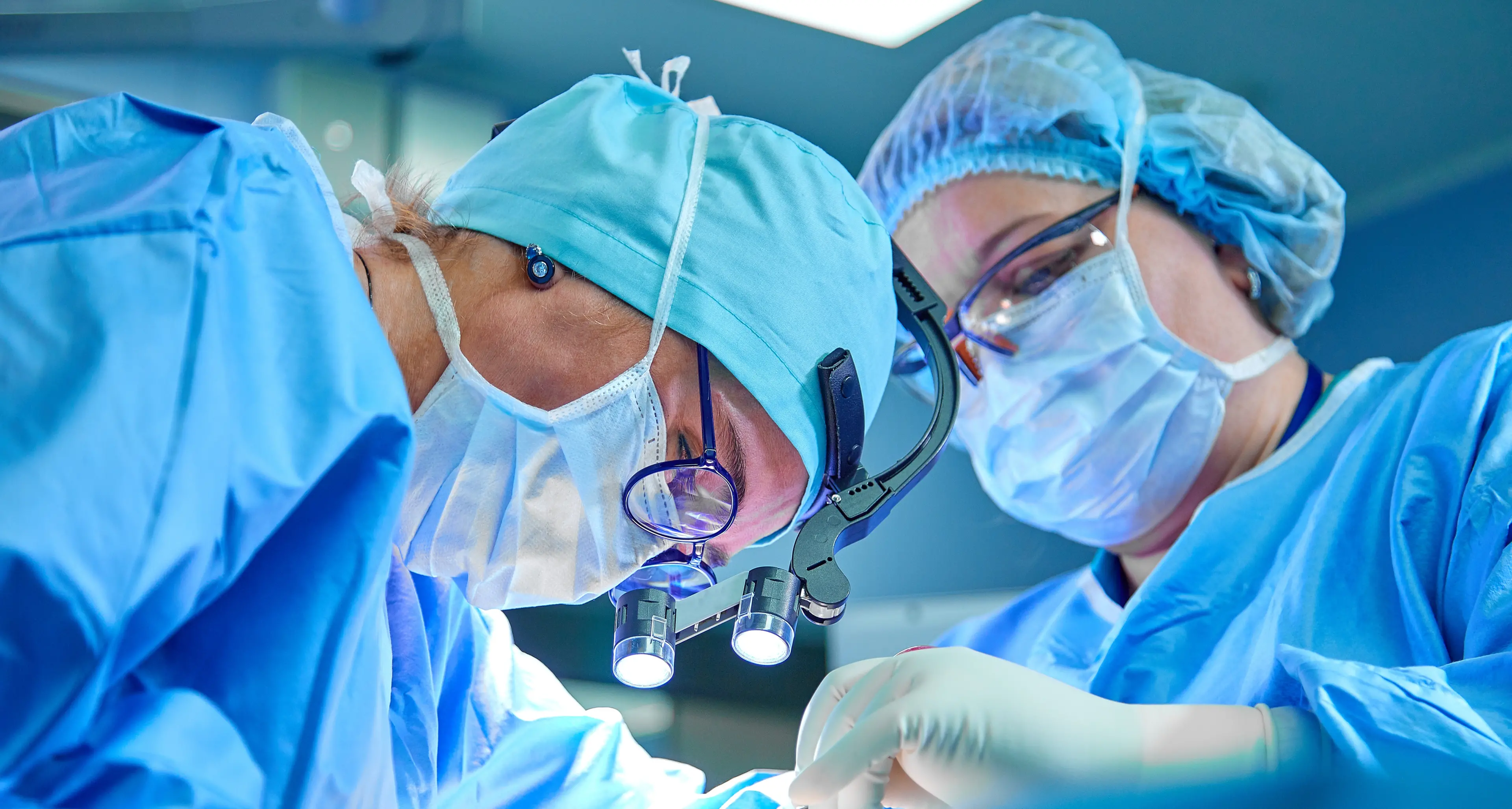 Corcym, stop dei lavoratori: “Le valvole cardiache devono restare qui”