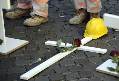 Sciopero nell'edilizia a Latina dopo la morte di due operai