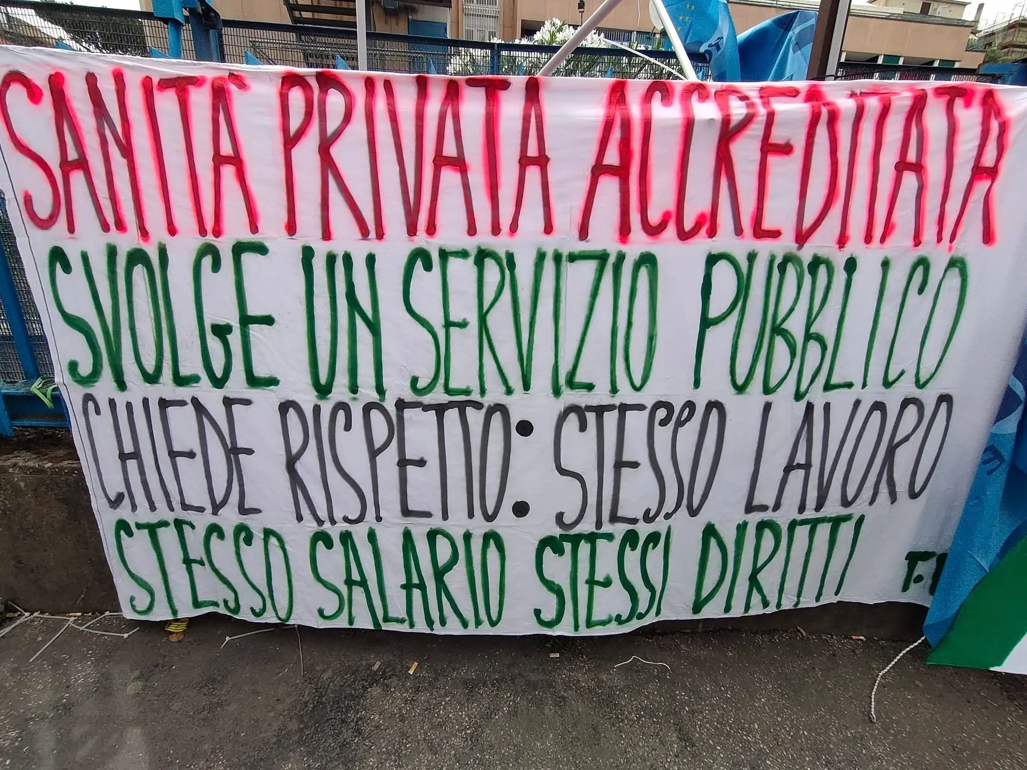 Sanità privata: 24 luglio di nuovo in piazza