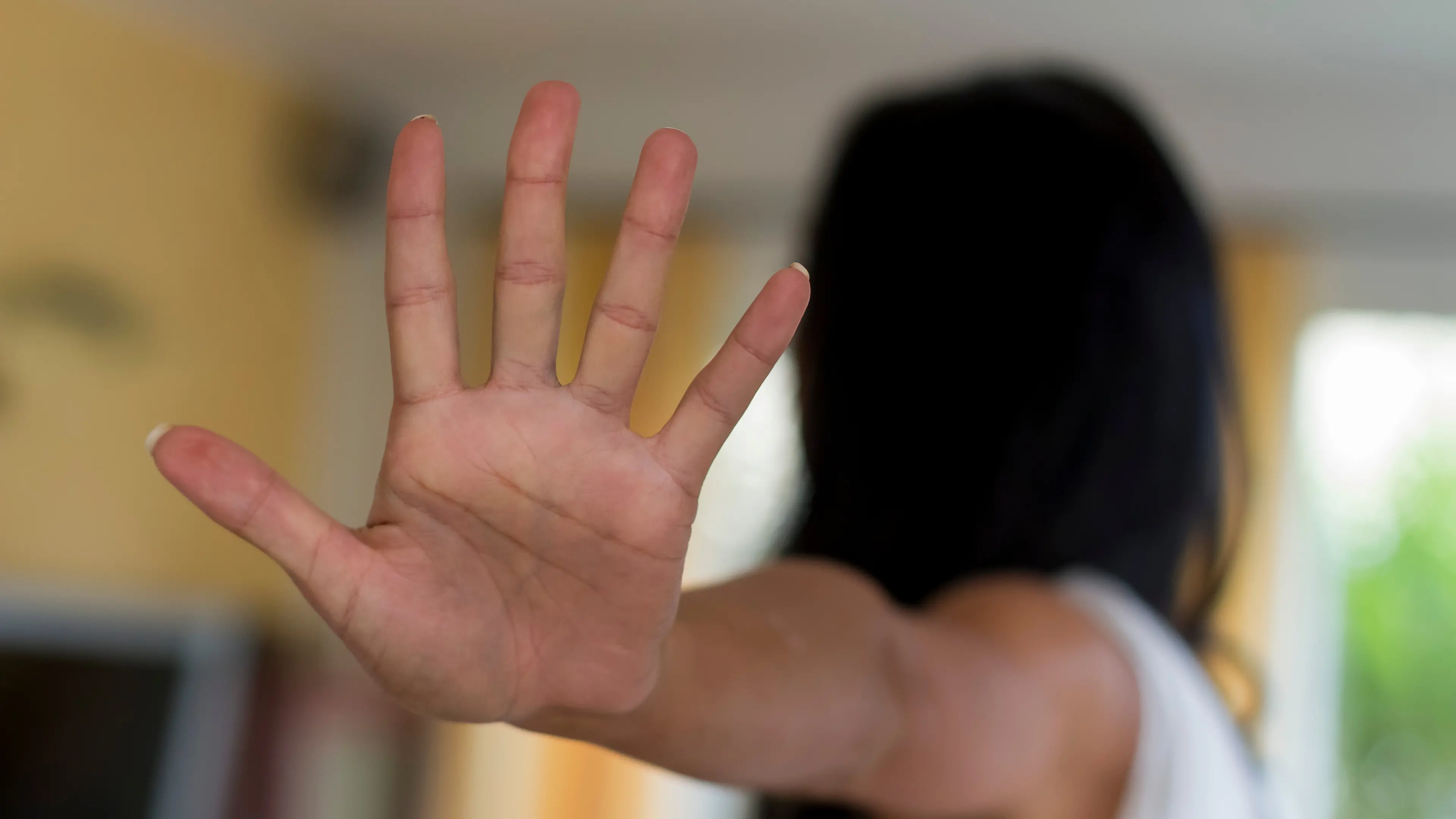 Moda: ancora molestie, ricatti e abusi nei luoghi di lavoro