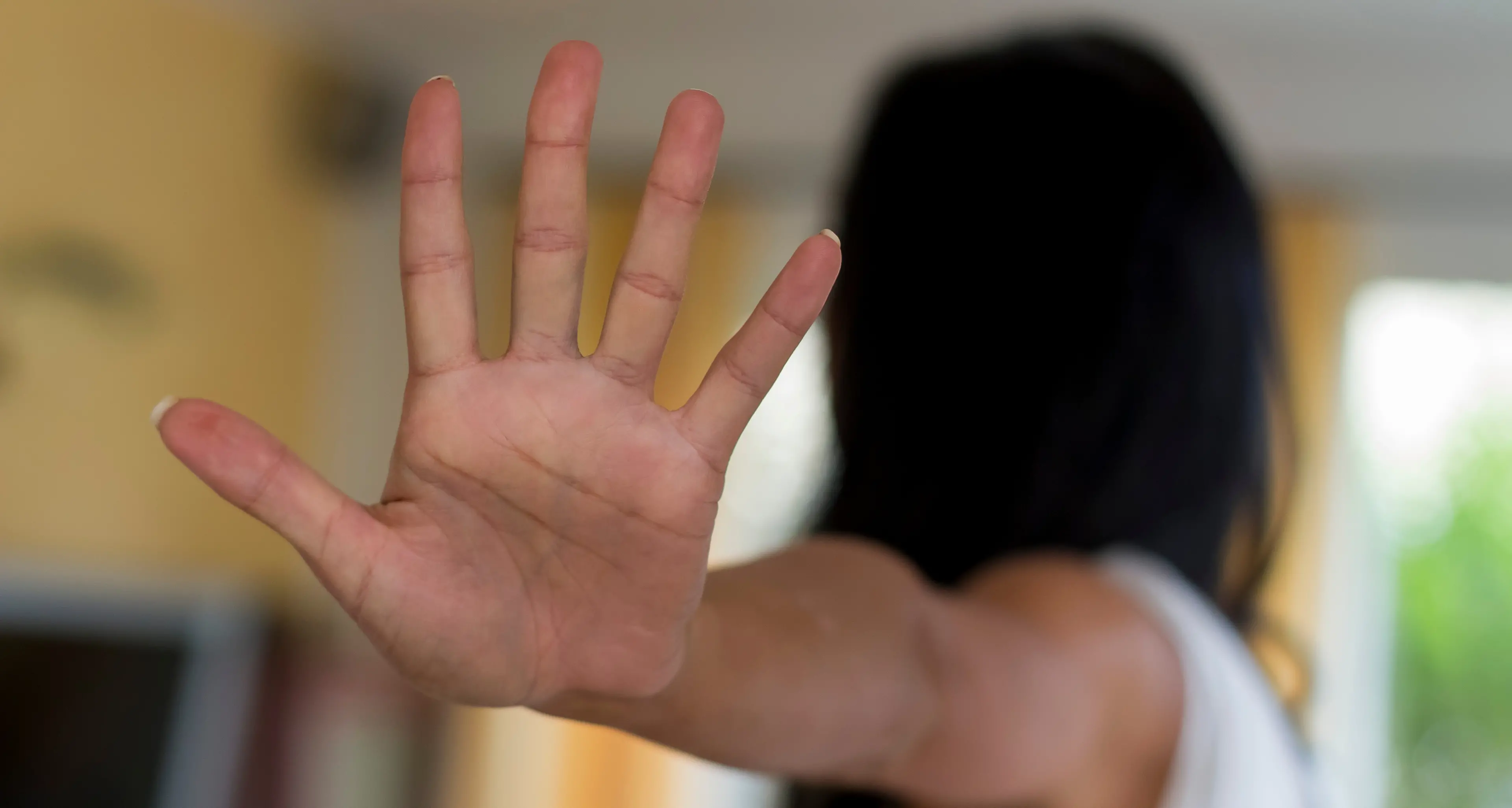 Moda: ancora molestie, ricatti e abusi nei luoghi di lavoro