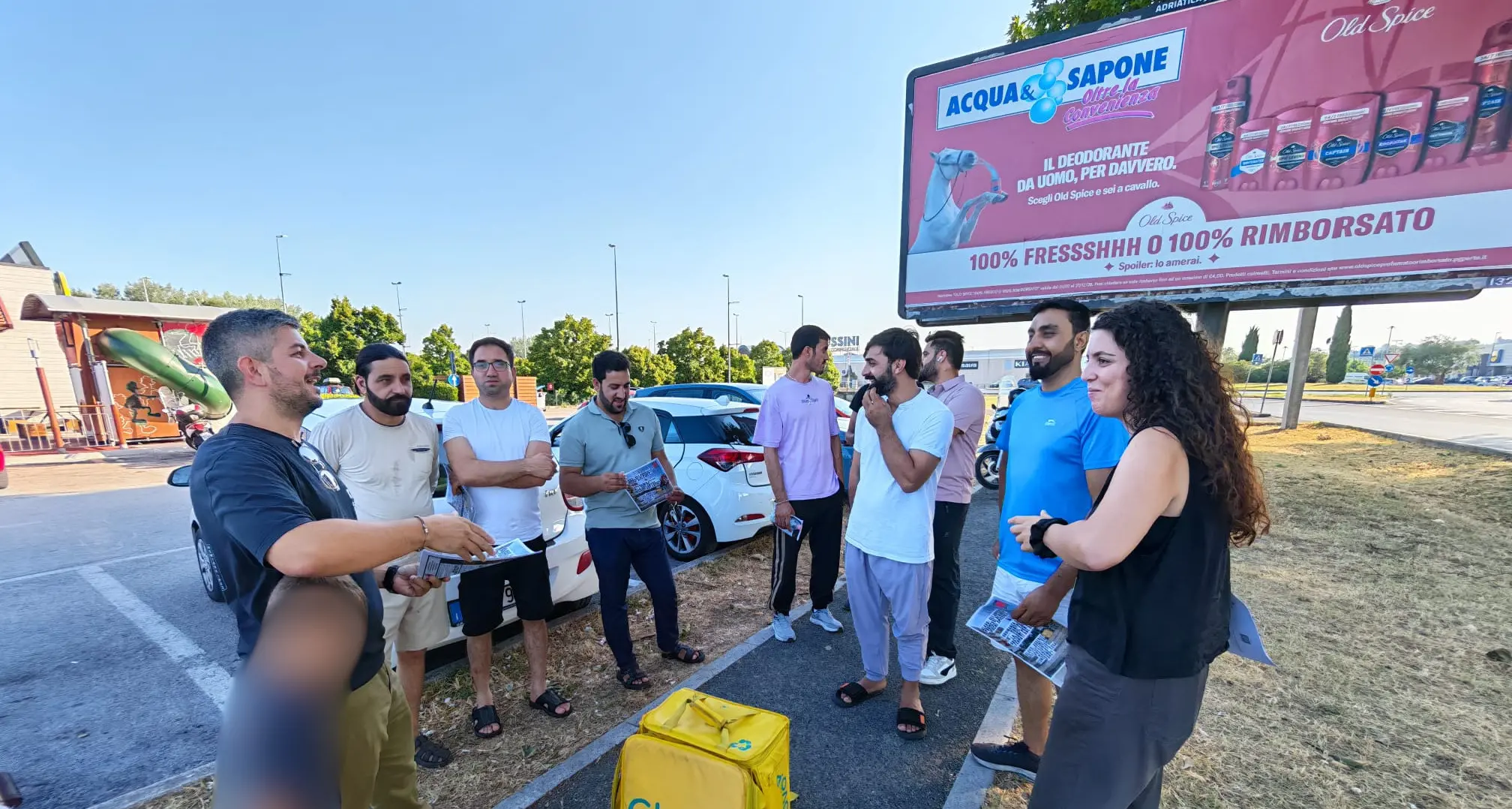 “No rider, no delivery”: sciopero e sit-in al McDonald’s di Pesaro