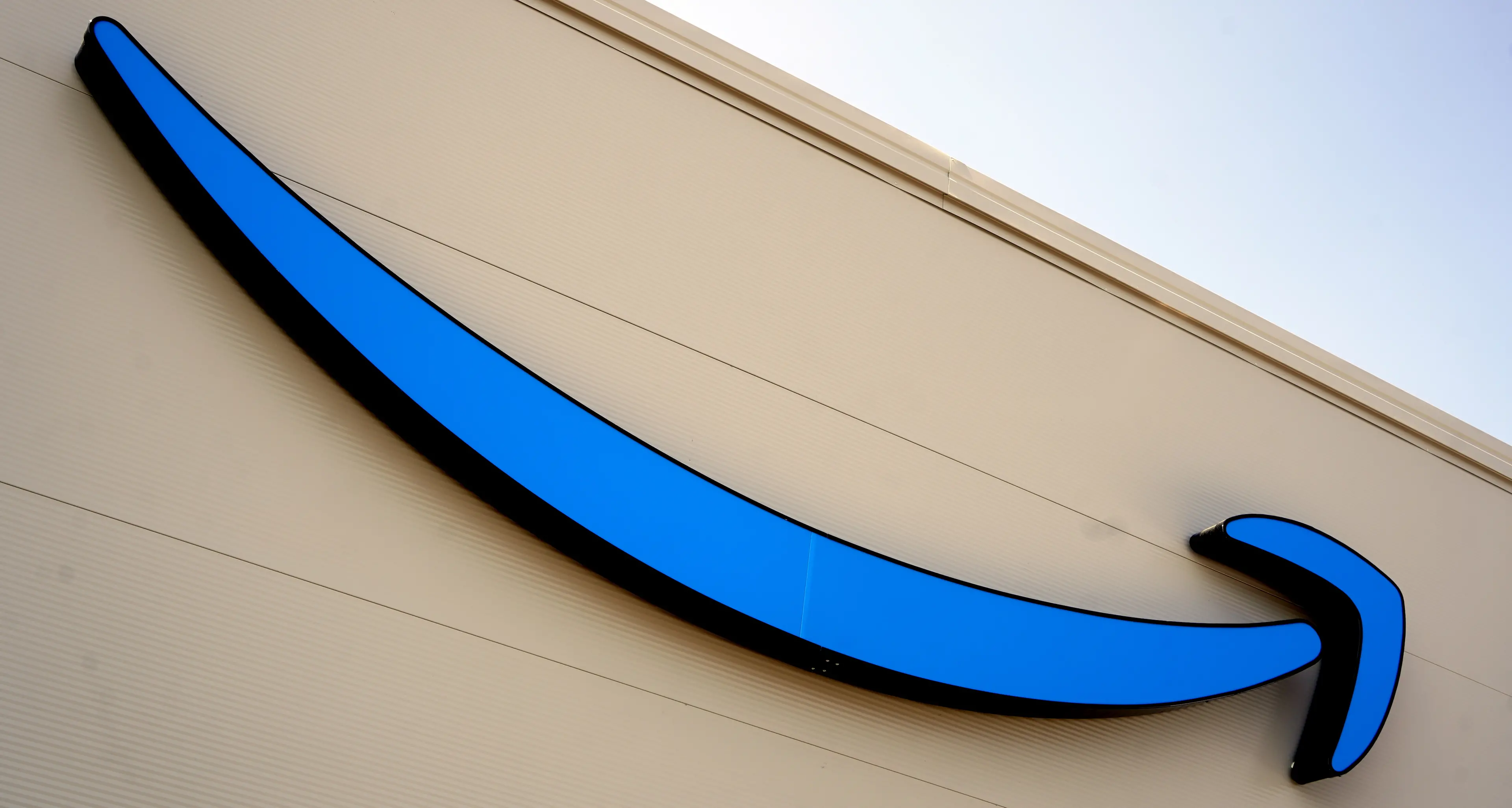Amazon, ricadute per la commessa che passa da Malpensa a Brescia
