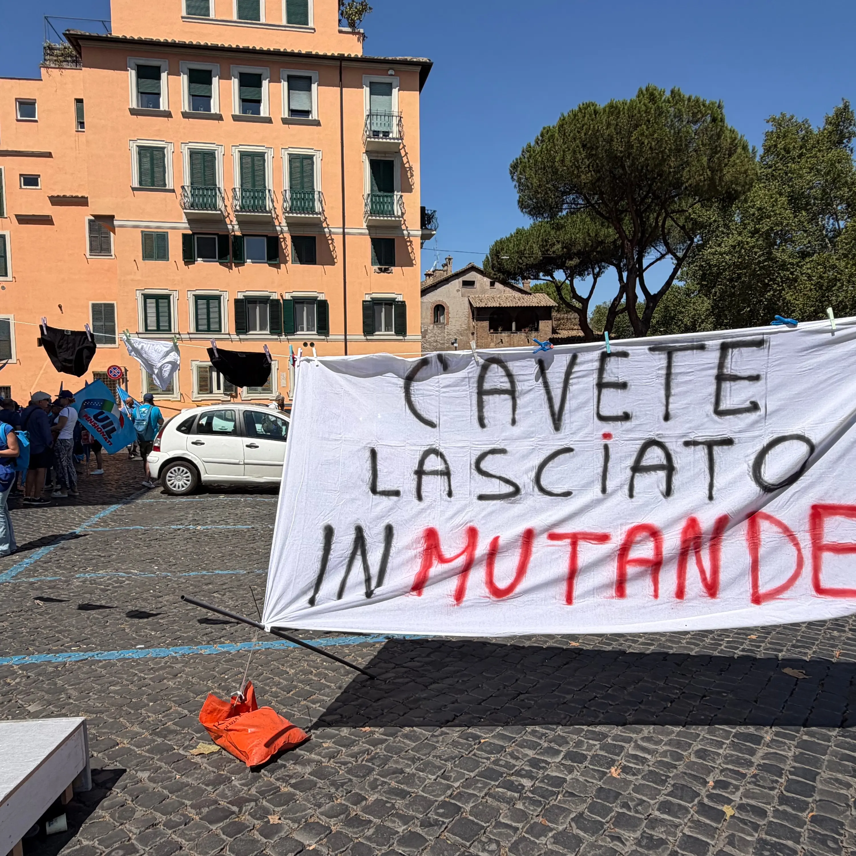 “Il decreto regala 1,3 miliardi alla sanità privata, non ai lavoratori”