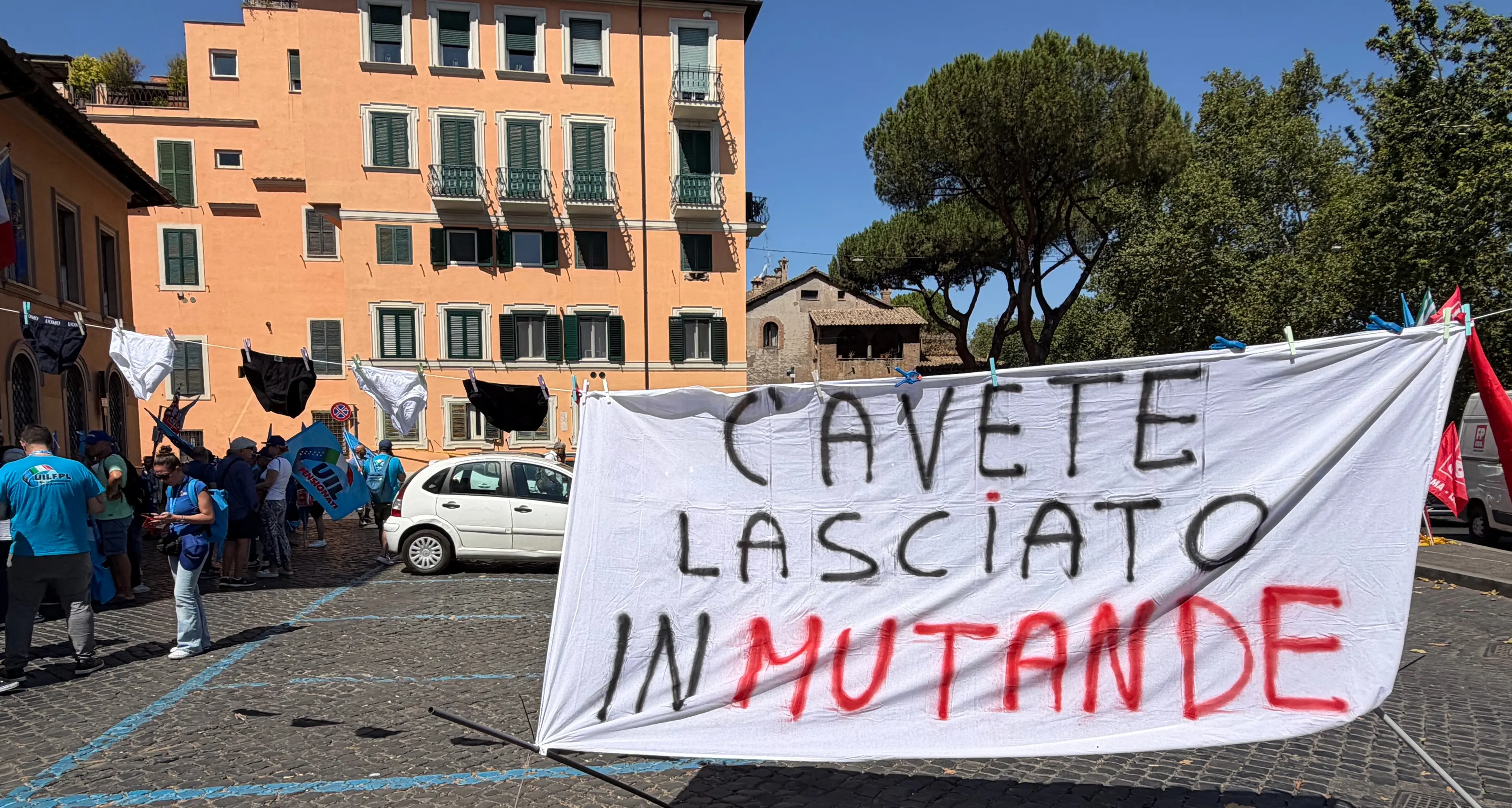 “Il decreto regala 1,3 miliardi alla sanità privata, non ai lavoratori”