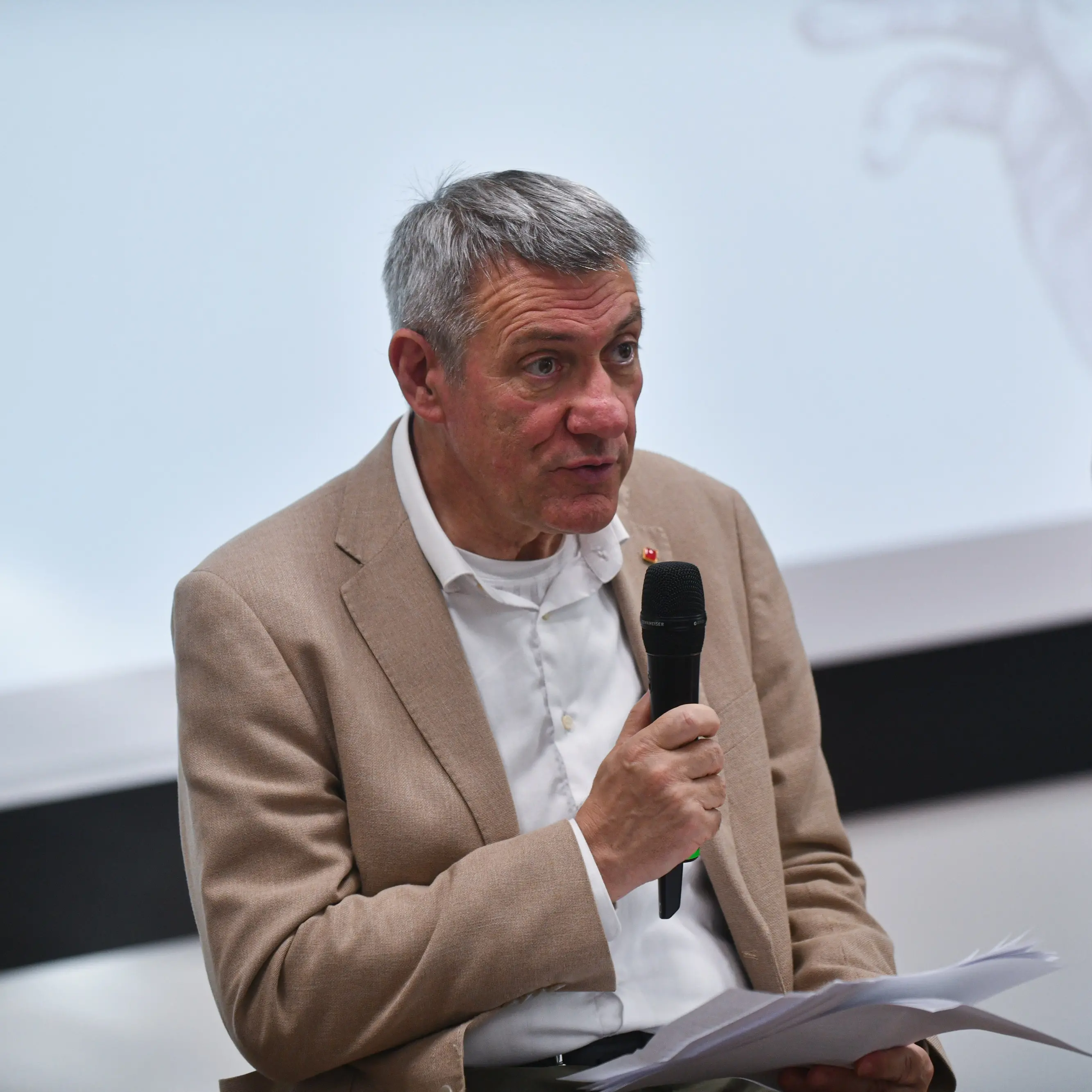Landini: “L’intelligenza artificiale deve liberare il lavoro, non sostituire le persone”