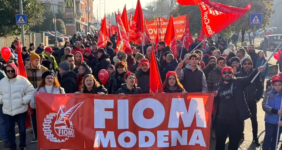 Due licenziamenti in tronco alla Nexxta Spa di Modena. Fiom: “Attacco frontale al sindacato”
