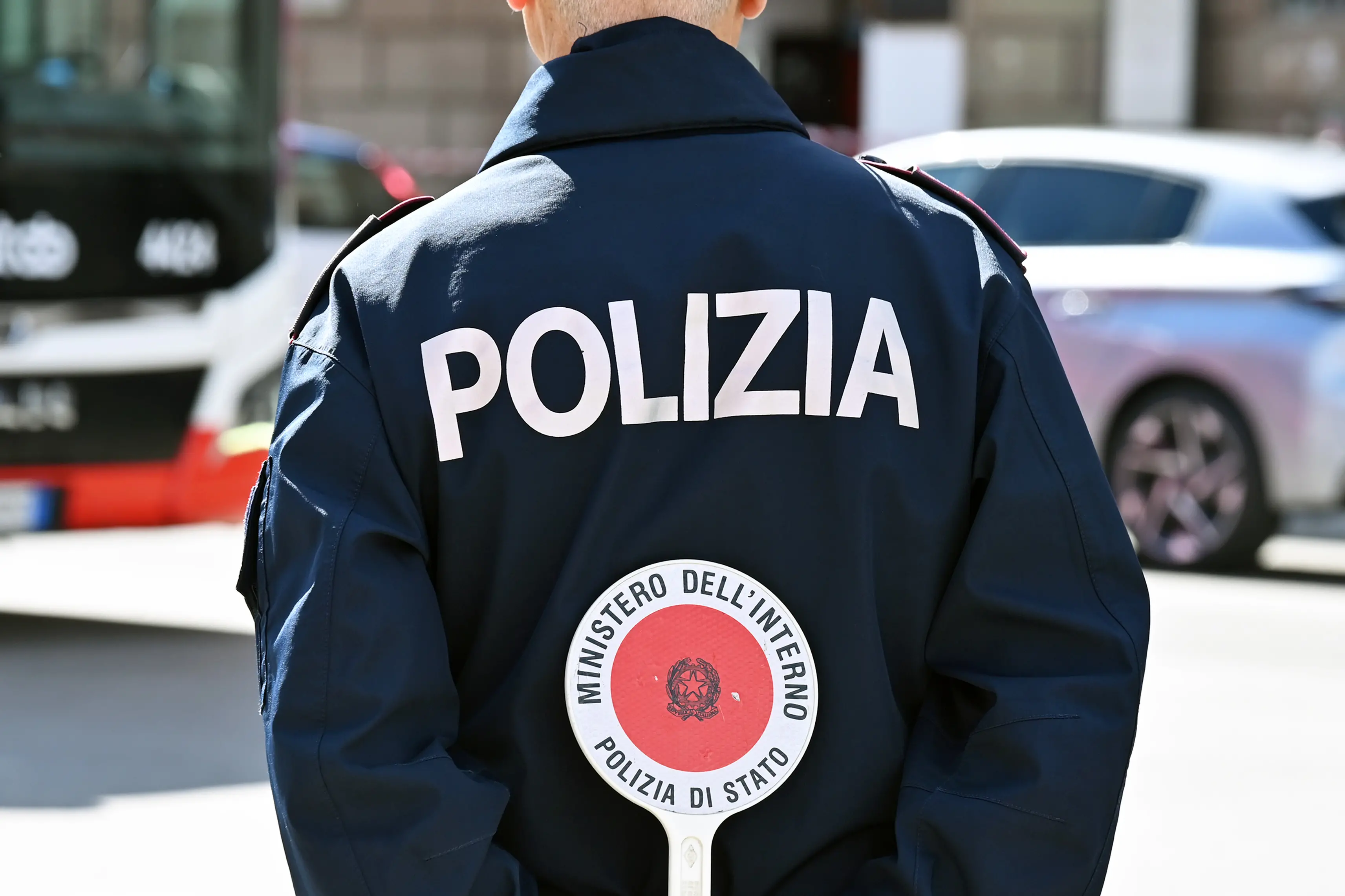Ritardi del Tfs per i lavoratori della Polizia: il caso arriva in Parlamento