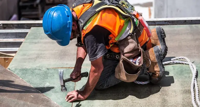 Cantieri di Palermo, sindacalista aggredito mentre controllava rispetto ordinanza sul caldo
